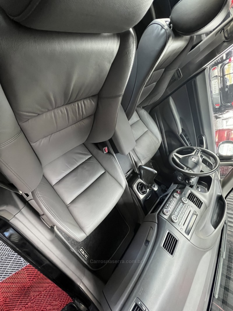 CIVIC 1.8 LXL SE 16V FLEX 4P MANUAL - 2010 - CAXIAS DO SUL