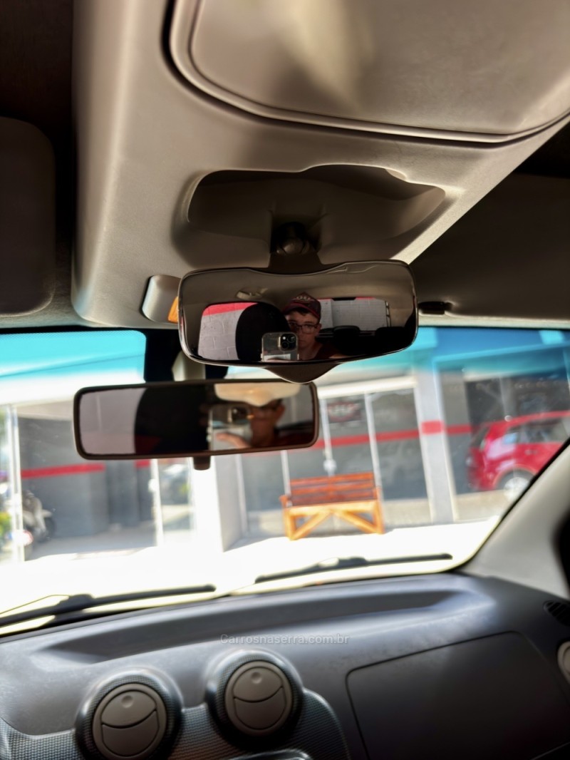 UNO 1.4 EVO SPORTING 8V FLEX 4P MANUAL - 2012 - HARMONIA