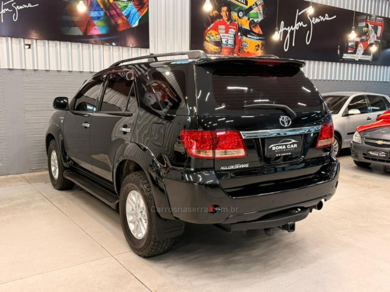 HILUX SW4 3.0 SRV 4X4 16V TURBO INTERCOOLER DIESEL 4P AUTOMÁTICO - 2007 - CAXIAS DO SUL