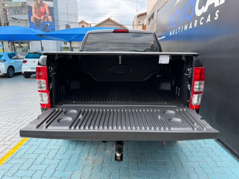 RANGER 2.2 XLS 4X4 CD 16V DIESEL 4P MANUAL - 2017 - ESTâNCIA VELHA