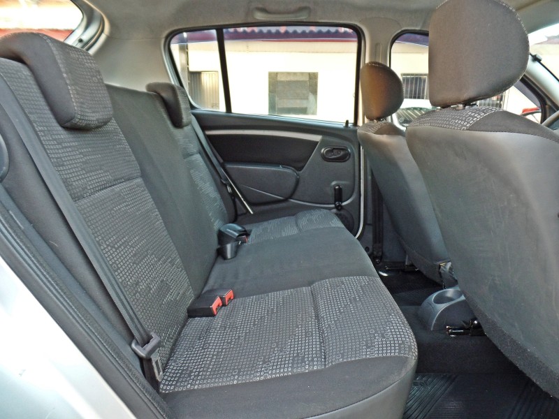 SANDERO 1.0 EXPRESSION 16V FLEX 4P MANUAL - 2010 - CAXIAS DO SUL