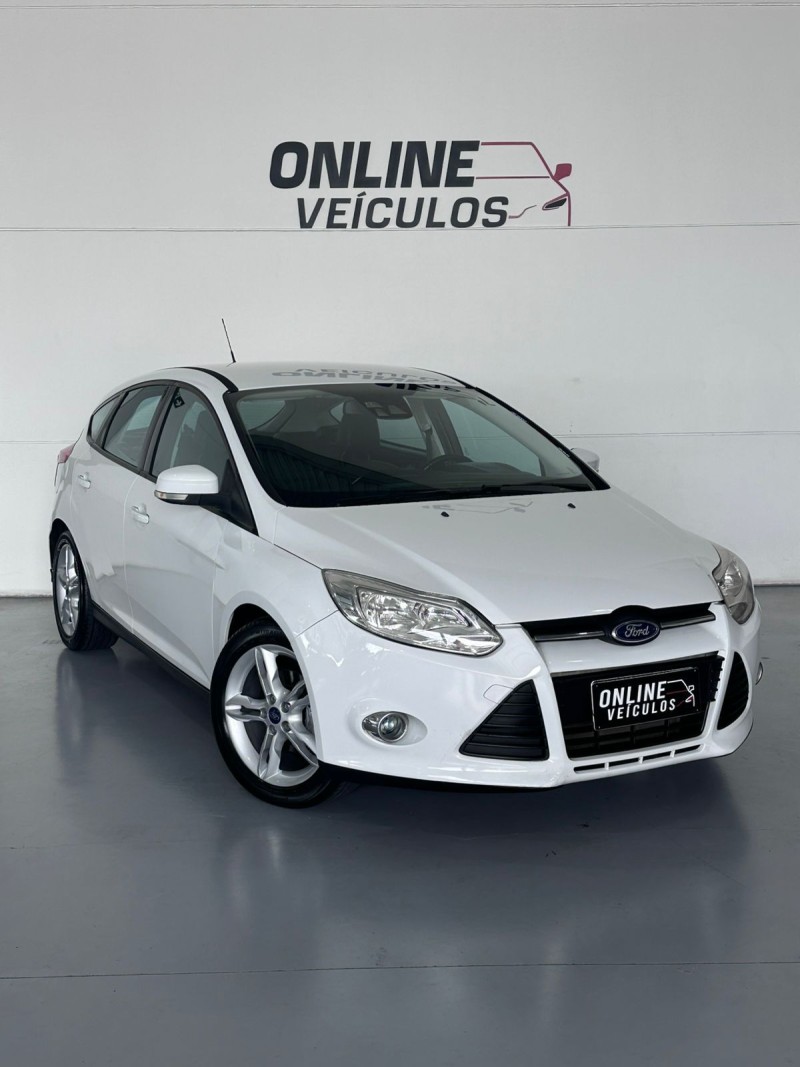 FOCUS 2.0 SE PLUS 16V FLEX 4P AUTOMÁTICO - 2014 - FARROUPILHA
