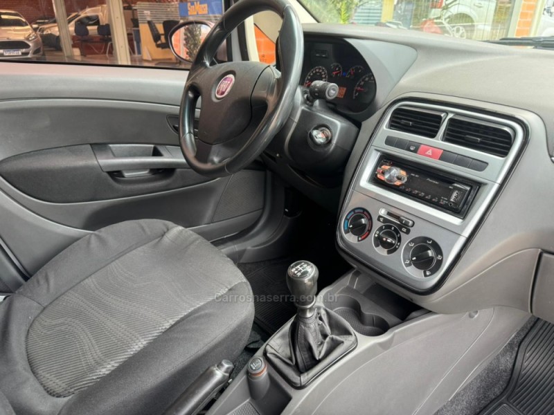 PUNTO 1.4 ELX 8V FLEX 4P MANUAL - 2010 - SãO MARCOS