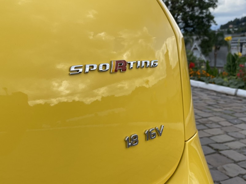 PUNTO 1.8 SPORTING 16V FLEX 4P MANUAL - 2014 - CARLOS BARBOSA