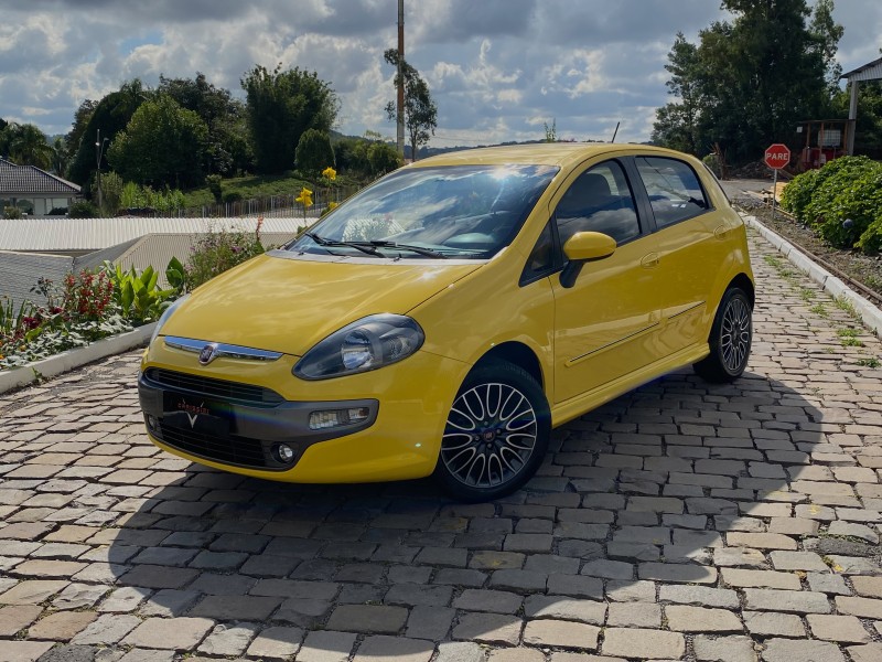 PUNTO 1.8 SPORTING 16V FLEX 4P MANUAL