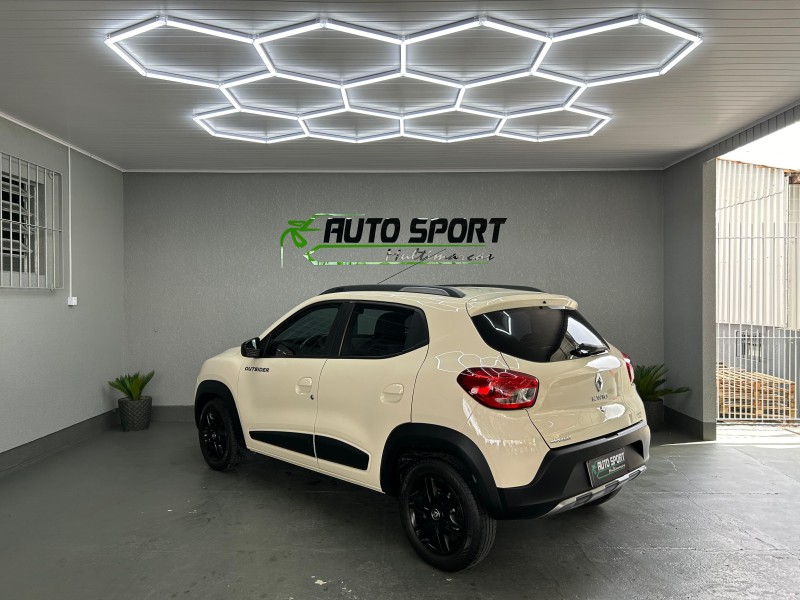 KWID 1.0 12V OUTSIDER FLEX 4P MANUAL - 2020 - CAXIAS DO SUL