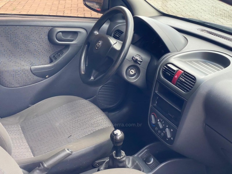 CORSA 1.4 MPFI MAXX 8V FLEX 4P MANUAL - 2011 - CAXIAS DO SUL