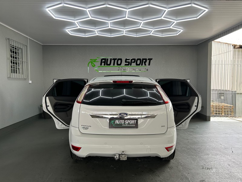 FOCUS 2.0 TITANIUM HATCH 16V FLEX 4P MANUAL - 2013 - CAXIAS DO SUL