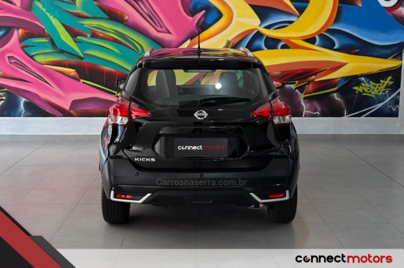 KICKS 1.6 16V FLEX SV LIMITED 4P AUTOMÁTICO - 2017 - BENTO GONçALVES