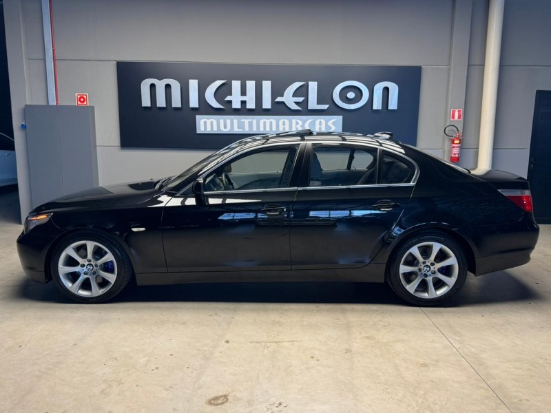 550I 4.8 SEDAN V8 32V GASOLINA 4P AUTOMÁTICO - 2006 - CAXIAS DO SUL