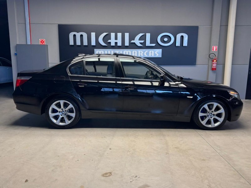 550I 4.8 SEDAN V8 32V GASOLINA 4P AUTOMÁTICO - 2006 - CAXIAS DO SUL