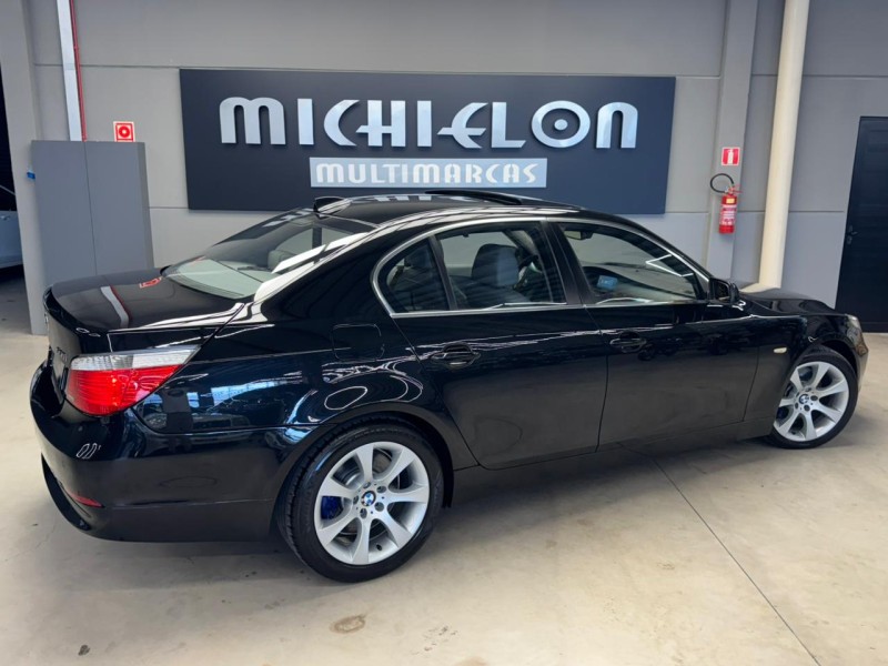 550I 4.8 SEDAN V8 32V GASOLINA 4P AUTOMÁTICO - 2006 - CAXIAS DO SUL