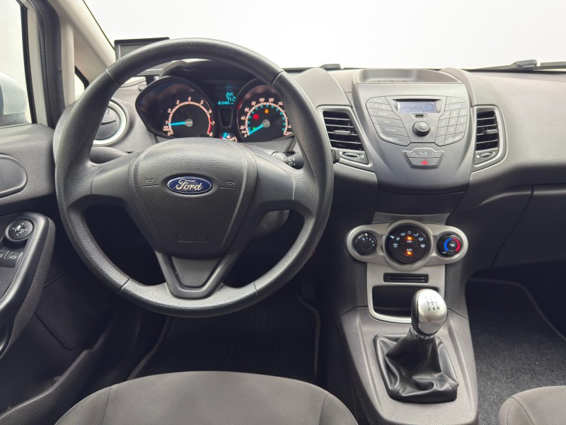 FIESTA 1.5 SE HATCH 16V FLEX 4P MANUAL - 2014 - CAXIAS DO SUL