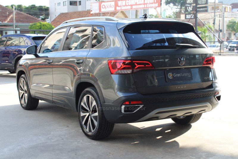 TAOS 1.4 16V HIGHLINE TSI FLEX 4P AUTOMÁTICO - 2022 - CAXIAS DO SUL