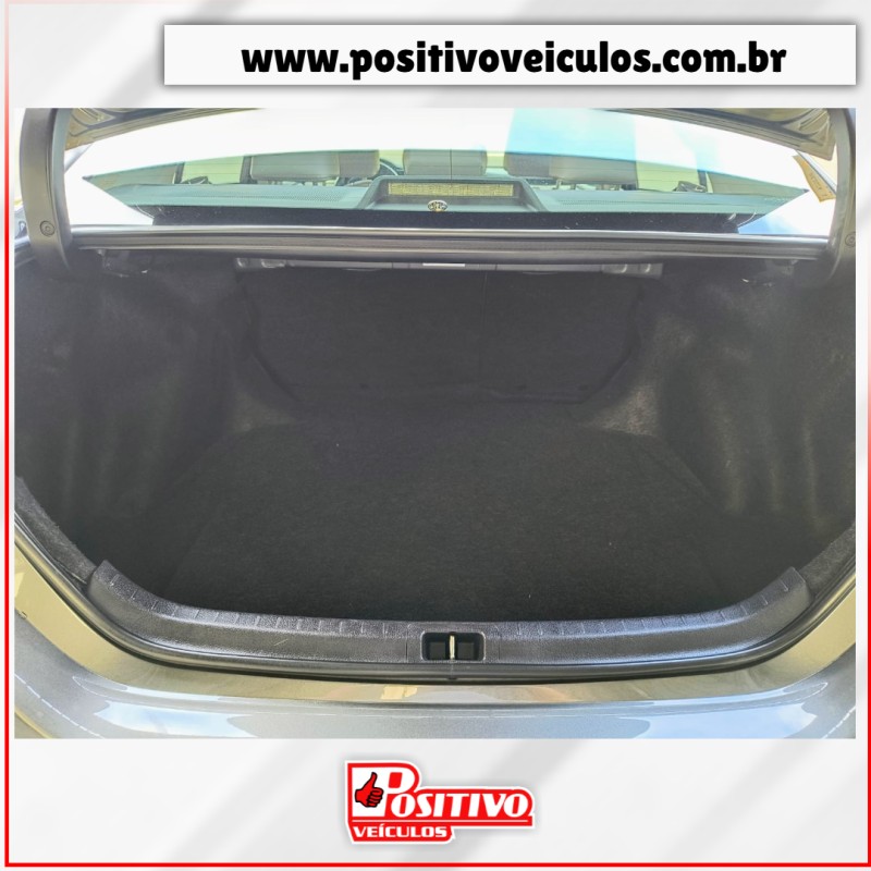 COROLLA 2.0 XEI 16V FLEX 4P AUTOMÁTICO - 2017 - CAXIAS DO SUL