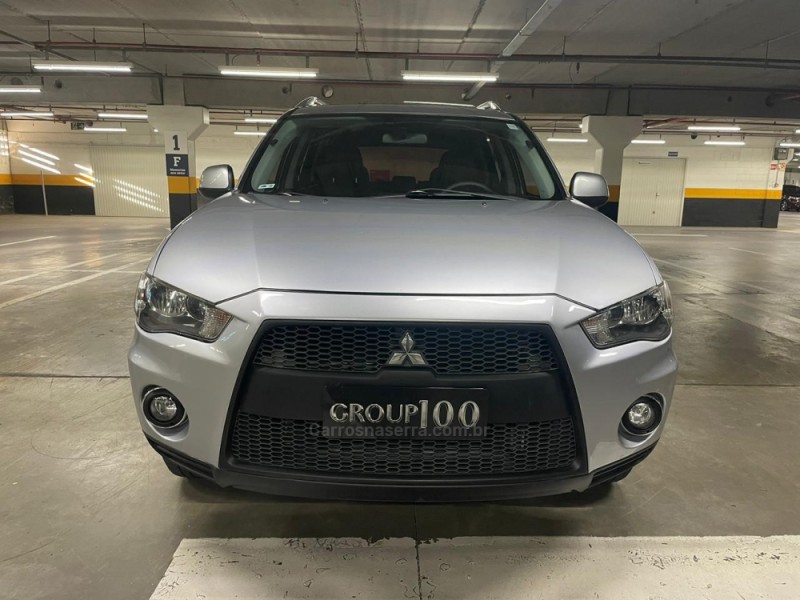 outlander 3.0 gt 4x4 v6 24v gasolina 4p automatico 2011 caxias do sul