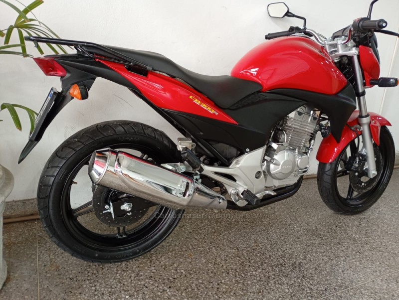 CB 300R ABS - 2012 - CAMPO BOM
