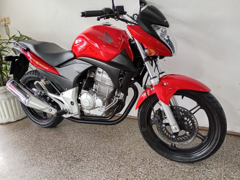 CB 300R ABS - 2012 - CAMPO BOM