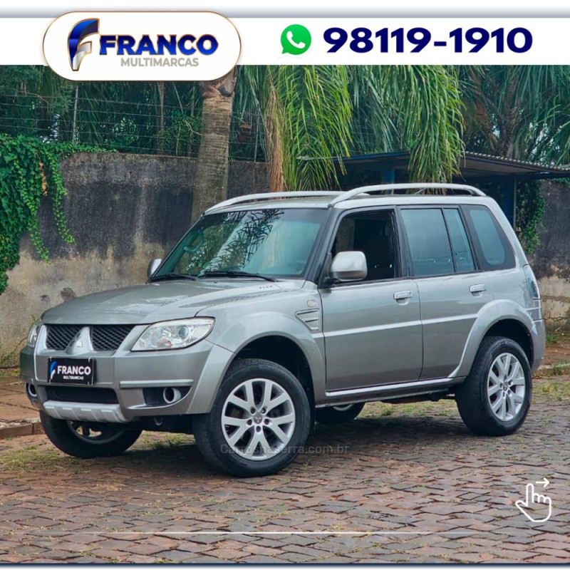 MITSUBISHI - PAJERO TR4 - 2011/2012 - Prata - Sob Consulta