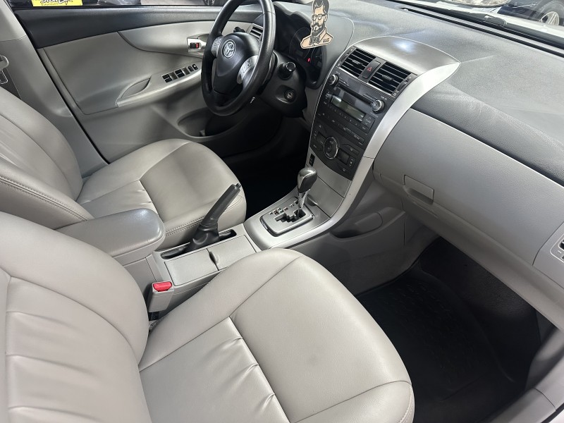 COROLLA 2.0 XEI 16V FLEX 4P AUTOMÁTICO - 2013 - CAXIAS DO SUL