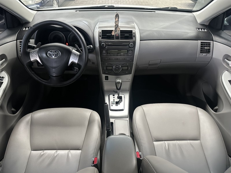 COROLLA 2.0 XEI 16V FLEX 4P AUTOMÁTICO - 2013 - CAXIAS DO SUL