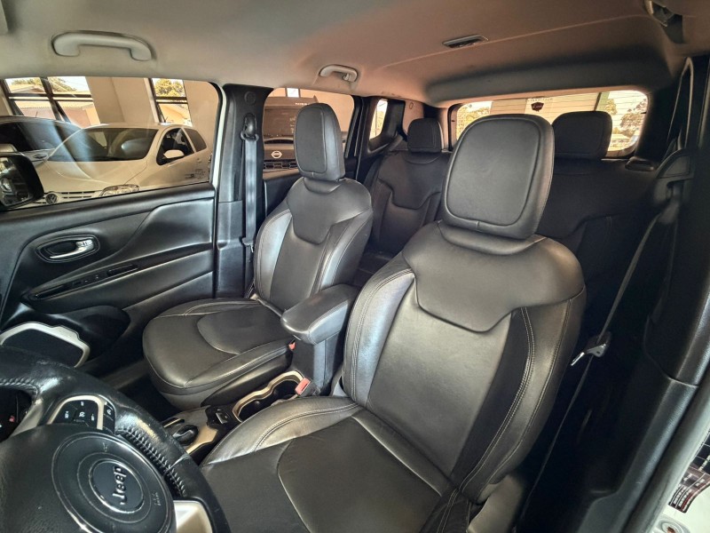 RENEGADE 2.0 16V TURBO DIESEL LONGITUDE 4P 4X4 AUTOMÁTICO - 2016 - CAXIAS DO SUL