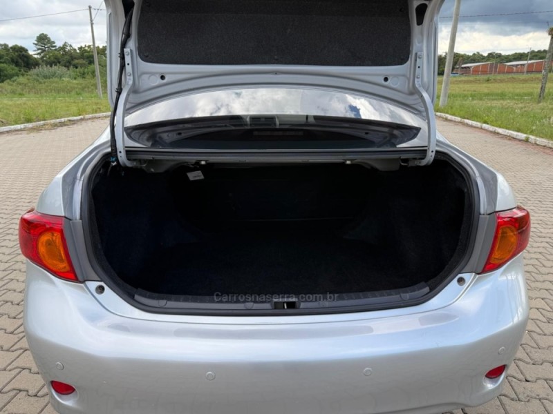 COROLLA 1.8 XLI 16V FLEX 4P MANUAL - 2010 - IVOTI