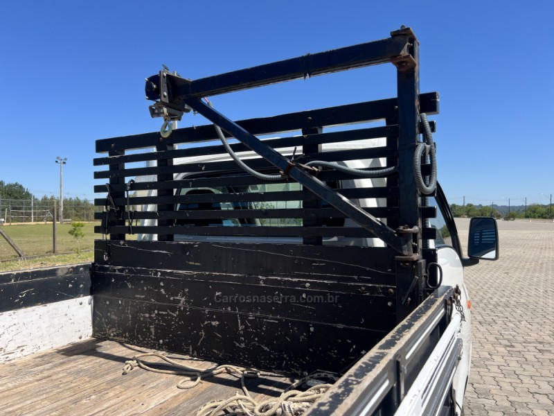 HR 2.5 TCI HD LONGO COM CAÇAMBA 4X2 8V 97CV TURBO INTERCOOLER DIESEL 2P MANUAL - 2016 - ANTôNIO PRADO