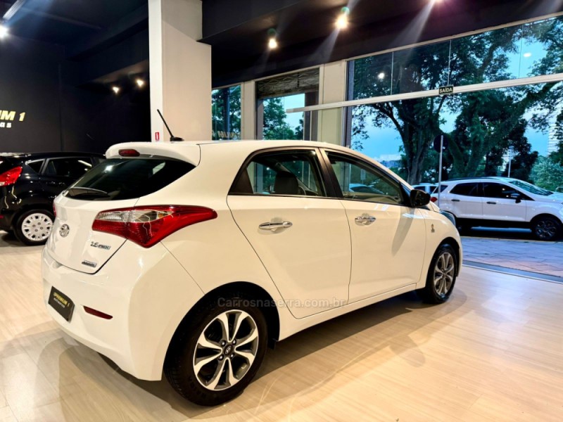 HB20 1.6 COPA DO MUNDO 16V FLEX 4P AUTOMÁTICO - 2015 - BENTO GONçALVES