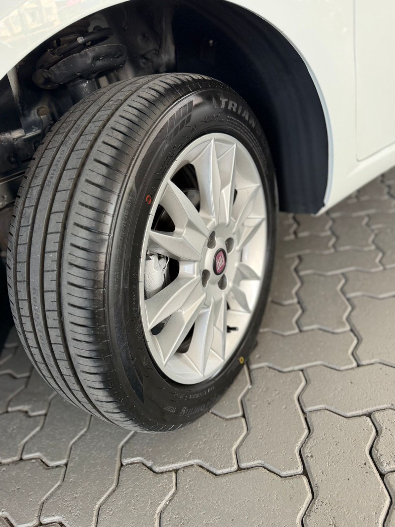 PUNTO 1.4 ATTRACTIVE 8V FLEX 4P MANUAL - 2012 - CAXIAS DO SUL