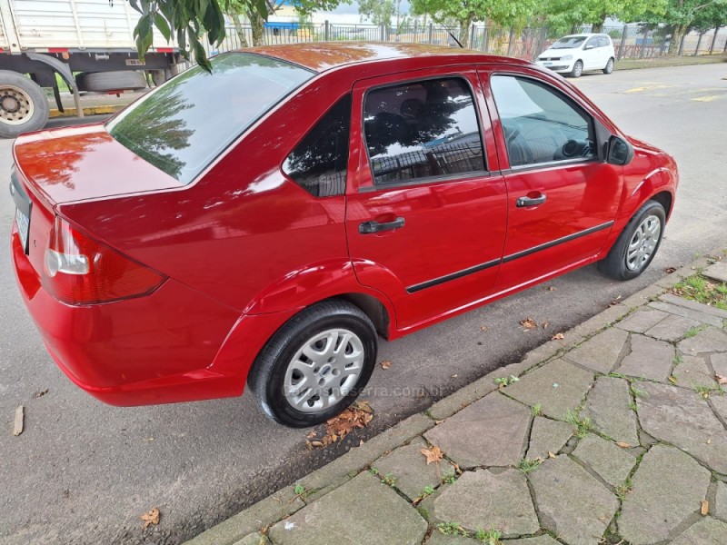 FIESTA 1.0 MPI SEDAN 8V FLEX 4P MANUAL - 2007 - CAXIAS DO SUL