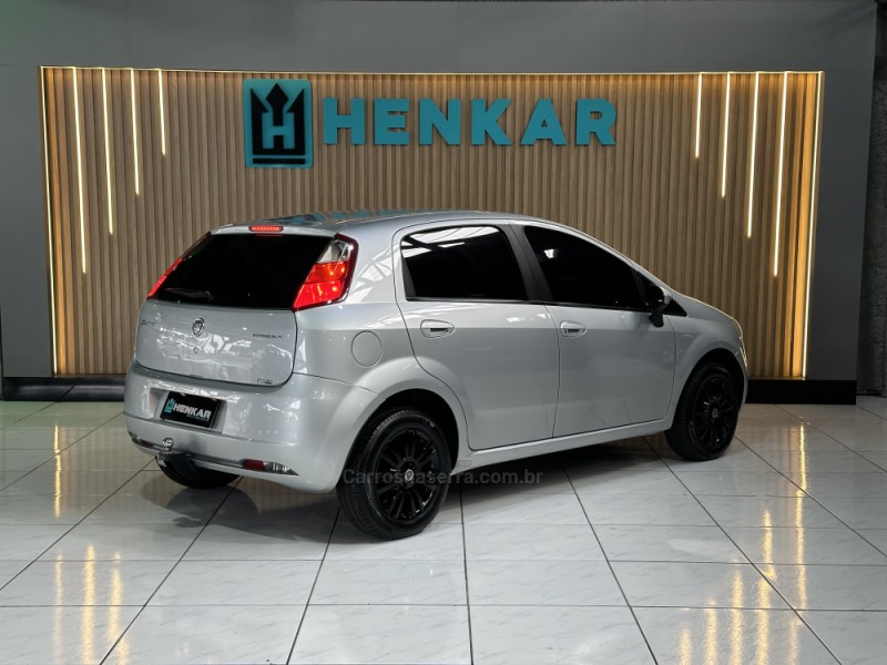 PUNTO 1.4 ELX 8V FLEX 4P MANUAL - 2012 - CAMPO BOM