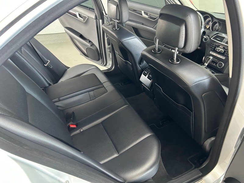 C 180 1.8 CGI CLASSIC 16V TURBO GASOLINA 4P AUTOMÁTICO - 2012 - CAXIAS DO SUL