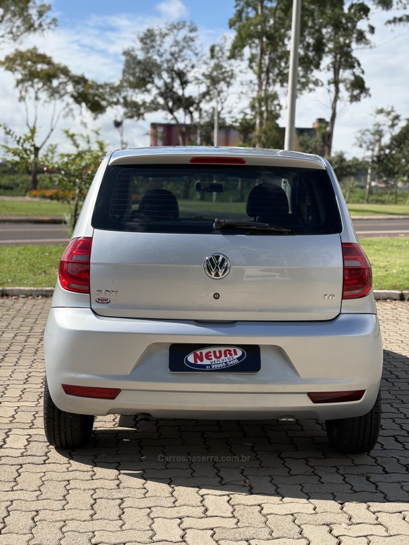 FOX 1.6 MI ITREND 8V FLEX 4P MANUAL - 2013 - LAJEADO