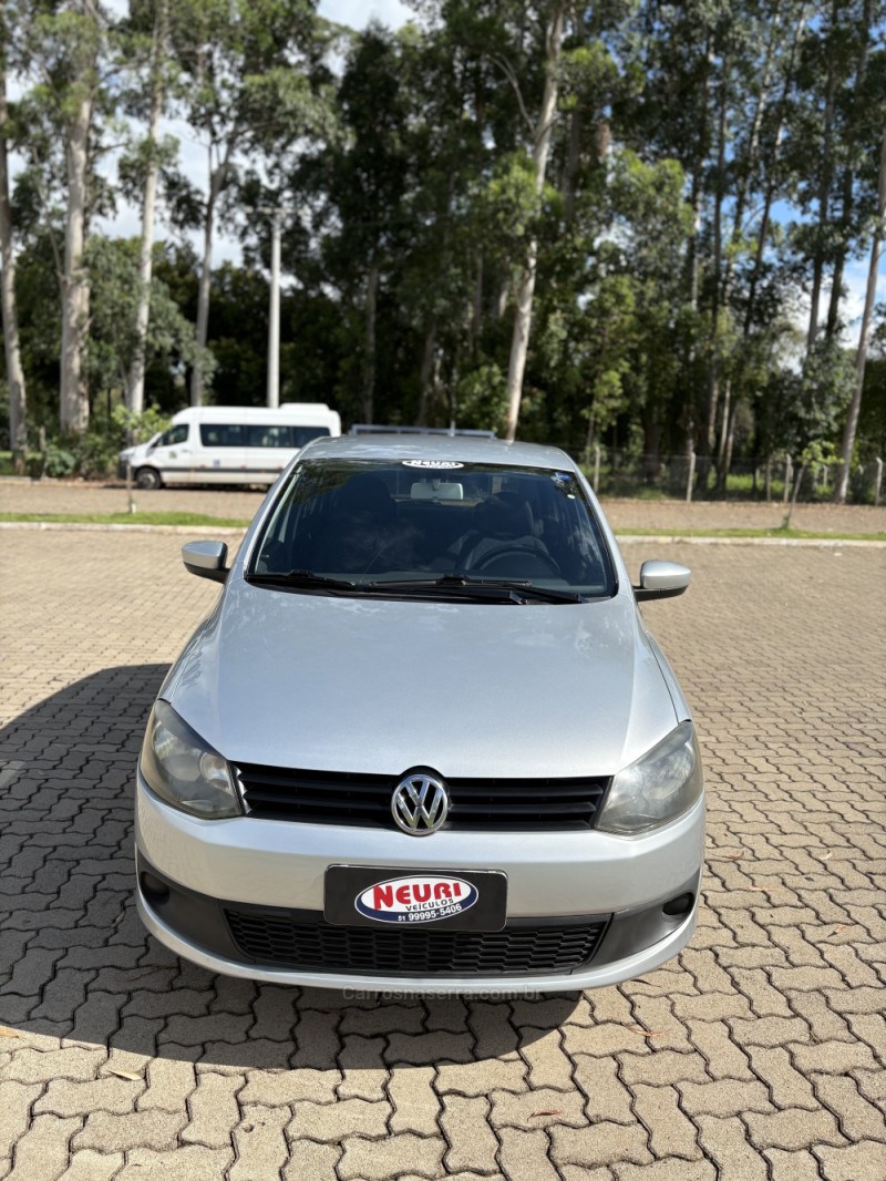 FOX 1.6 MI ITREND 8V FLEX 4P MANUAL - 2013 - LAJEADO