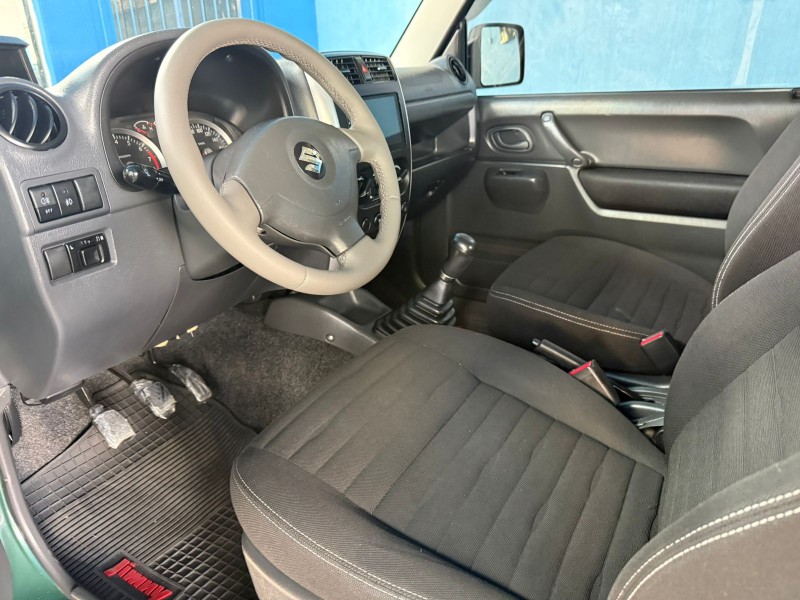 JIMNY 1.3 4ALL 4X4 16V GASOLINA 2P MANUAL - 2015 - CAXIAS DO SUL