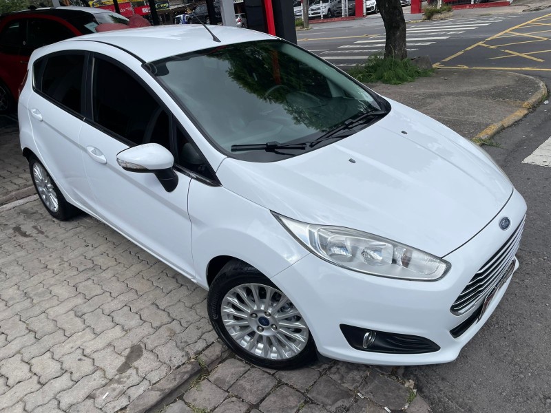 fiesta 1.6 titanium hatch 16v flex 4p automatico 2014 caxias do sul