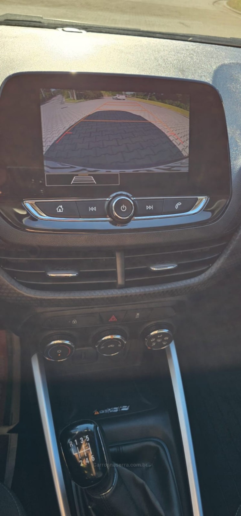 ONIX 1.0 LT 12V FLEX 4P MANUAL - 2020 - IVOTI