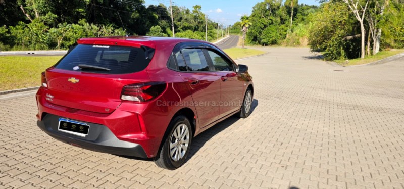 ONIX 1.0 LT 12V FLEX 4P MANUAL - 2020 - IVOTI