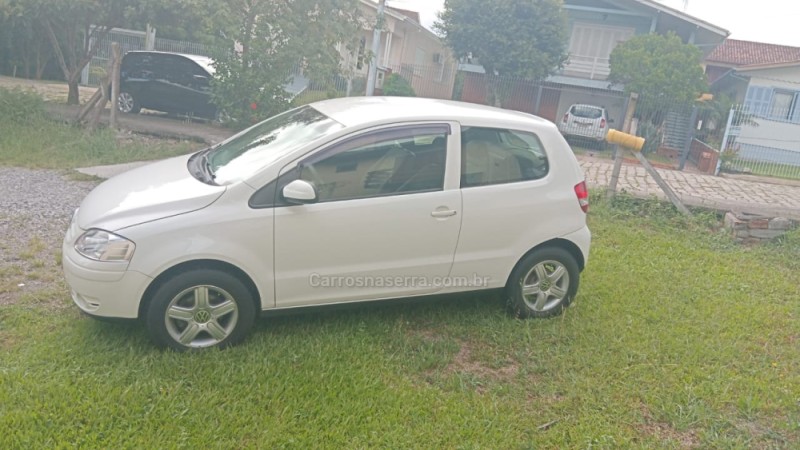 FOX 1.6 MI PLUS 8V GASOLINA 2P MANUAL - 2004 - BENTO GONçALVES