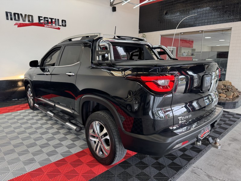 TORO 2.4 16V VOLCANO AT9 4X2 FLEX 4P AUTOMÁTICO - 2020 - CAXIAS DO SUL