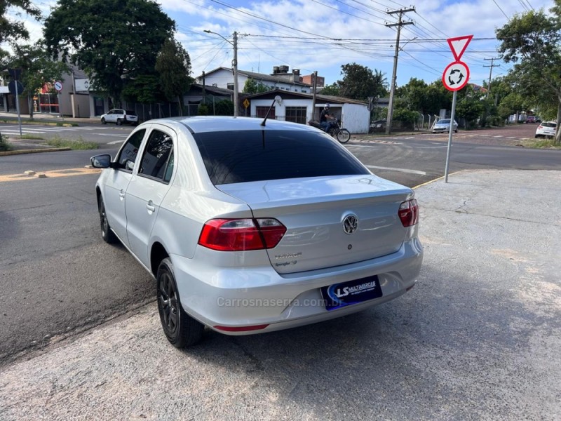 VOYAGE 1.0 MI CITY 8V FLEX 4P MANUAL - 2015 - VENâNCIO AIRES