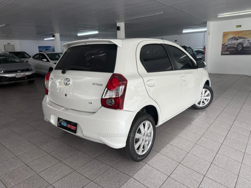 ETIOS 1.5 X PLUS 16V FLEX 4P AUTOMÁTICO - 2019 - NOVO HAMBURGO