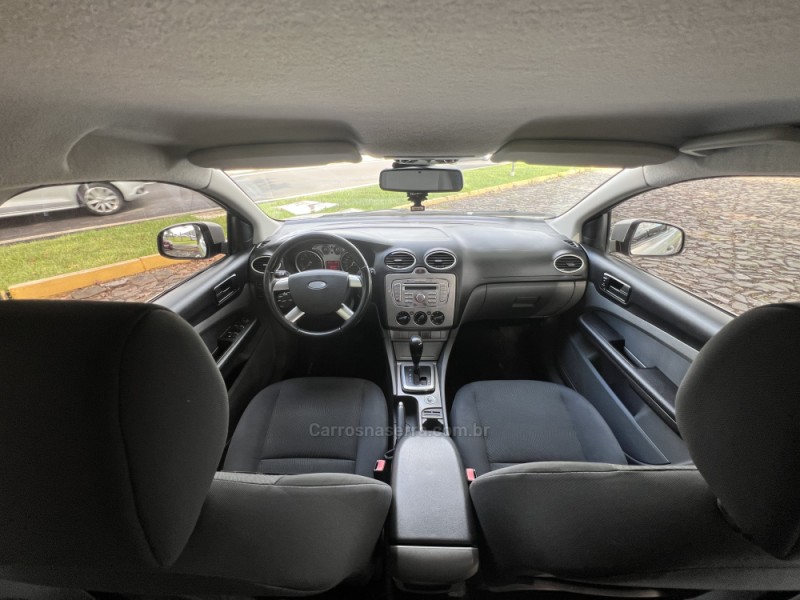 FOCUS 2.0 GHIA SEDAN 16V FLEX 4P MANUAL - 2012 - DOIS IRMãOS