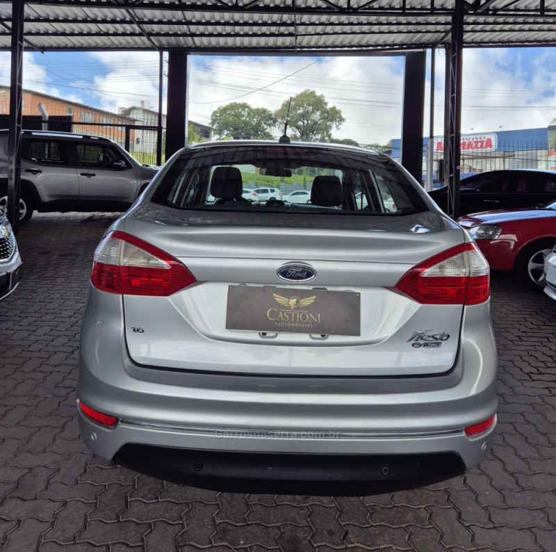 FIESTA 1.6 SEL SEDAN 16V FLEX 4P MANUAL  - 2016 - CAXIAS DO SUL