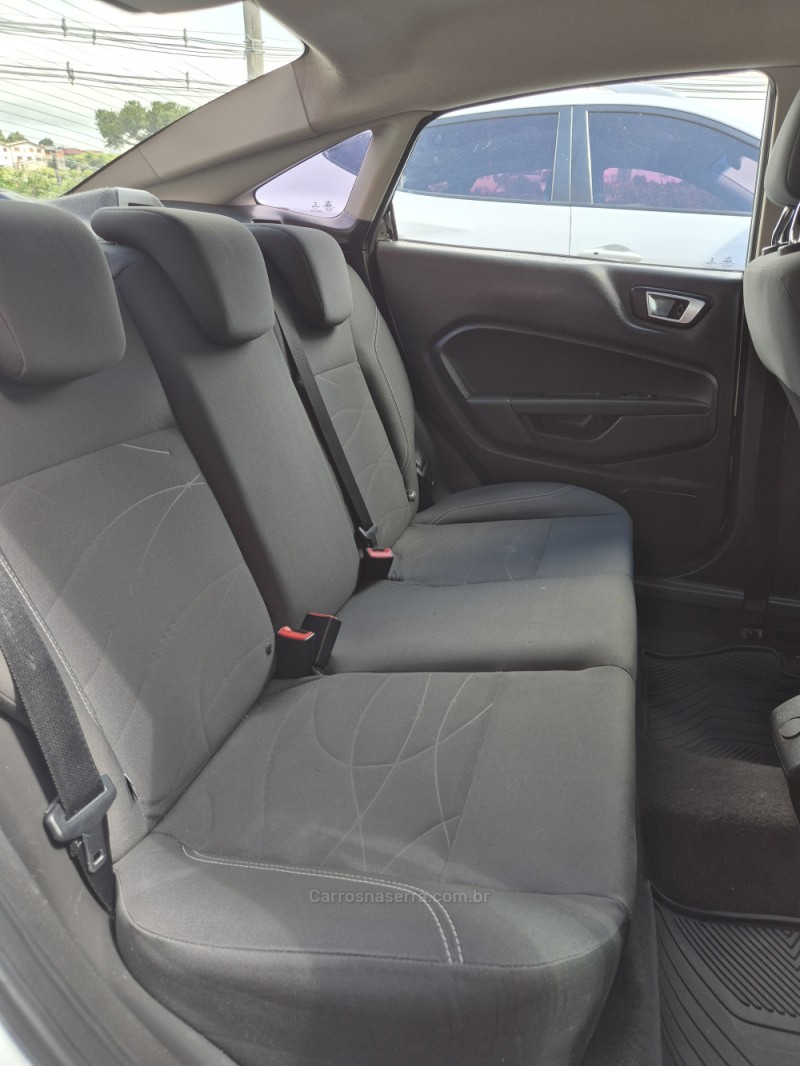 FIESTA 1.6 SEL SEDAN 16V FLEX 4P MANUAL  - 2016 - CAXIAS DO SUL
