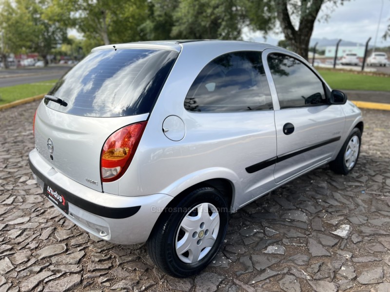 CELTA 1.0 MPFI SPIRIT 8V FLEX 2P MANUAL - 2005 - DOIS IRMãOS