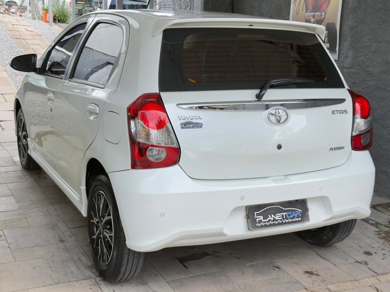 ETIOS 1.5 PLATINUM 16V FLEX 4P AUTOMÁTICO - 2019 - FARROUPILHA