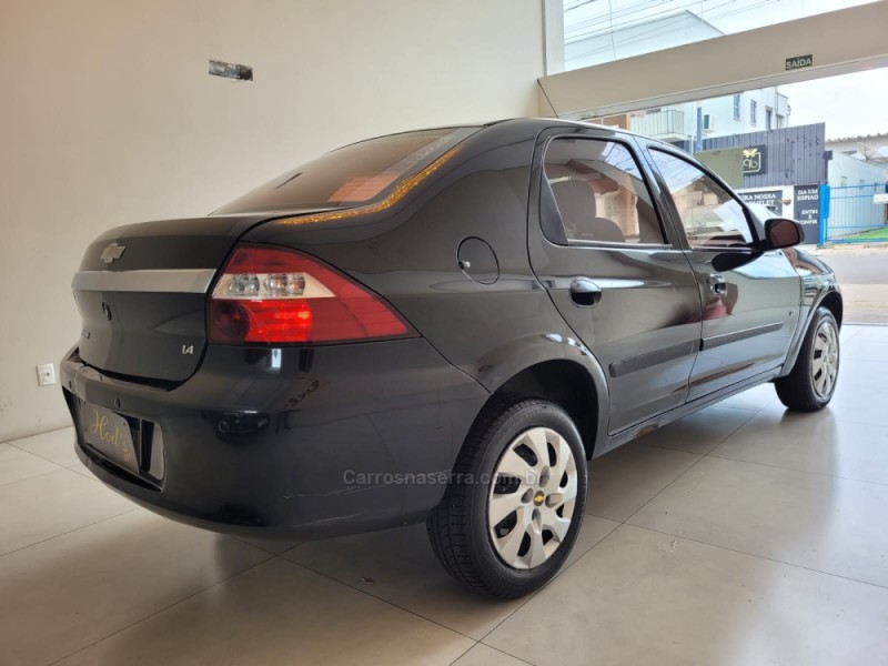 PRISMA 1.4 MPFI LT 8V FLEX 4P MANUAL - 2012 - CANELA