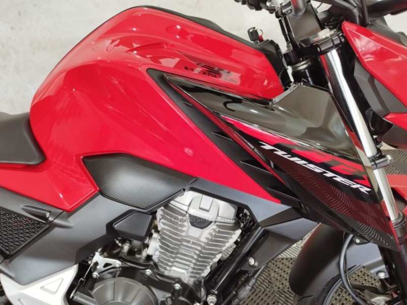 CB 300F TWISTER ABS - 2024 - NOVO HAMBURGO
